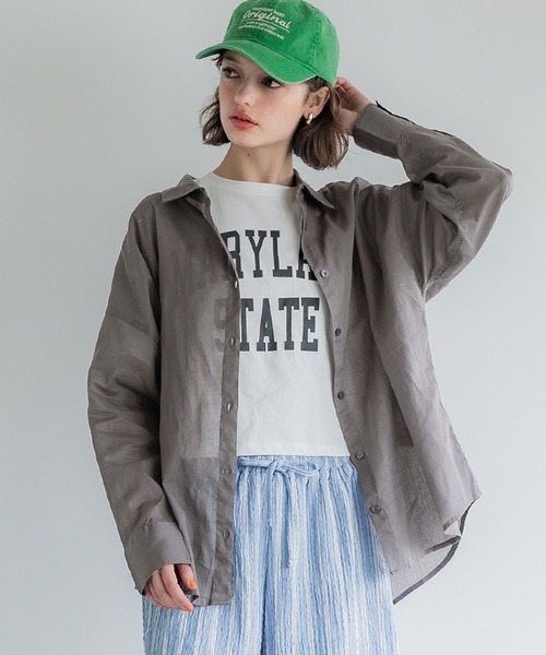 coca（coca）（コカ）の「ガーゼシャツ（シャツ/ブラウス・レディース・ブラック/ライトブルー/ホワイト/ブラウン/ピンク/ライトグリーン/グレイッシュベージュ/マスタード/パープル/ネイビー/イエロー/ライトピンク/ライトベージュ/ダークベージュ/グリーン/ラベンダー/レッド/ライトグレー/チャコール/ダークブルー/ピンク系その他/ダークブラウン/カーキ/ベージュ・M/L/S/XL）」の4枚目の写真