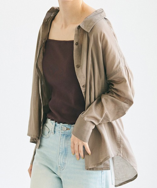 coca（coca）（コカ）の「ガーゼシャツ（シャツ/ブラウス・レディース・ブラック/ライトブルー/ホワイト/ブラウン/ピンク/ライトグリーン/グレイッシュベージュ/マスタード/パープル/ネイビー/イエロー/ライトピンク/ライトベージュ/ダークベージュ/グリーン/ラベンダー/レッド/ライトグレー/チャコール/ダークブルー/ピンク系その他/ダークブラウン/カーキ/ベージュ・M/L/S/XL）」の10枚目の写真