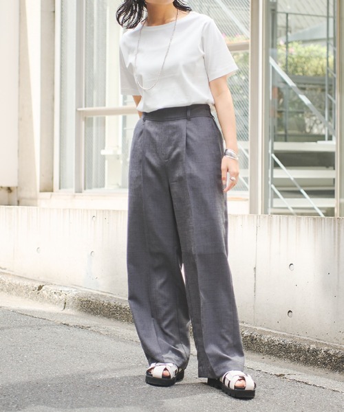 COLONY 2139（コロニートゥーワンスリーナイン）の「スマート半袖コンパクトTシャツ（Tシャツ/カットソー・レディース・ホワイト/ネイビー/ブラック/チャコールグレー・FREE）」の6枚目の写真