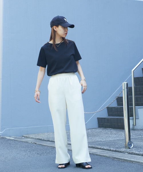 COLONY 2139（コロニートゥーワンスリーナイン）の「スマート半袖コンパクトTシャツ（Tシャツ/カットソー・レディース・ホワイト/ネイビー/ブラック/チャコールグレー・FREE）」の11枚目の写真