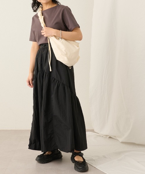 COLONY 2139（コロニートゥーワンスリーナイン）の「スマート半袖コンパクトTシャツ（Tシャツ/カットソー・レディース・ホワイト/ネイビー/ブラック/チャコールグレー・FREE）」の18枚目の写真