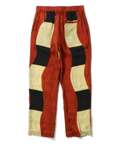 TOGA(トーガ)の「TOGA Inner print pants(その他パンツ・メンズ・レッド・48/46)」の4枚目の写真