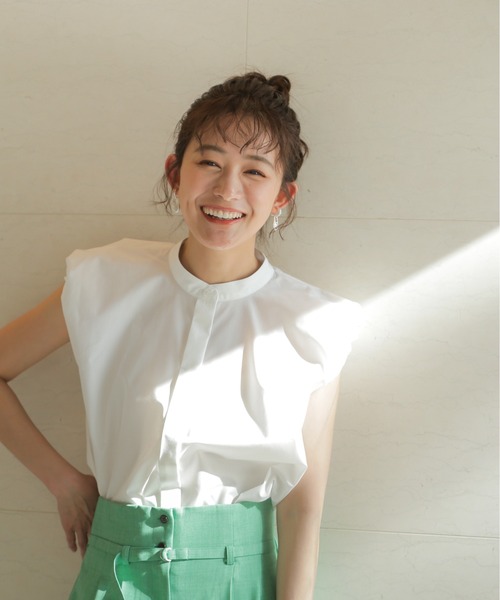 N.(N. Natural Beauty Basic)(エヌエヌナチュラルビューティーベーシック)の「◆バルーンノースリーブブラウス(シャツ/ブラウス・レディース・オフホワイト/ホワイト系その他/ネイビー/パープル系その他・MEDIUM)」の2枚目の写真