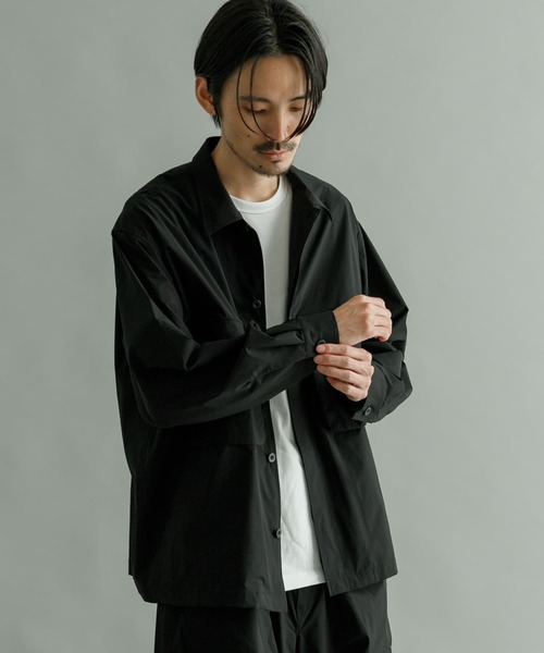 URBAN RESEARCH（アーバンリサーチ）の「『撥水/速乾』『UR TECH POLIsh POLI』マルチミリタリーシャツ（シャツ/ブラウス・メンズ・オリーブ/ブラック・MEDIUM/LARGE）」の13枚目の写真