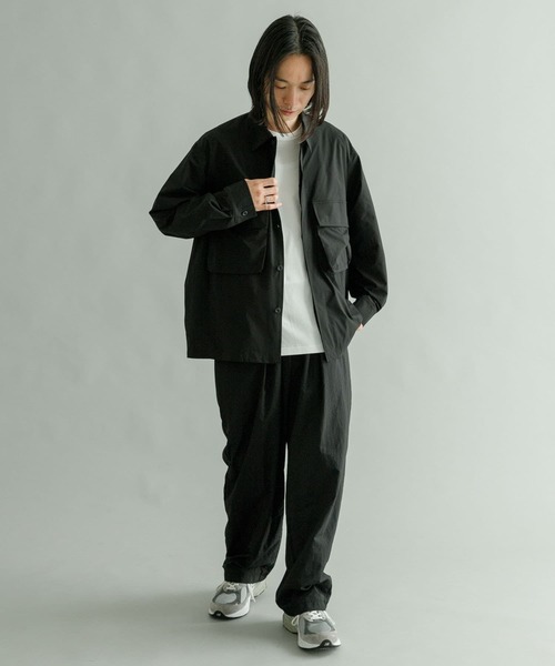 URBAN RESEARCH（アーバンリサーチ）の「『撥水/速乾』『UR TECH POLIsh POLI』マルチミリタリーシャツ（シャツ/ブラウス・メンズ・オリーブ/ブラック・MEDIUM/LARGE）」の19枚目の写真