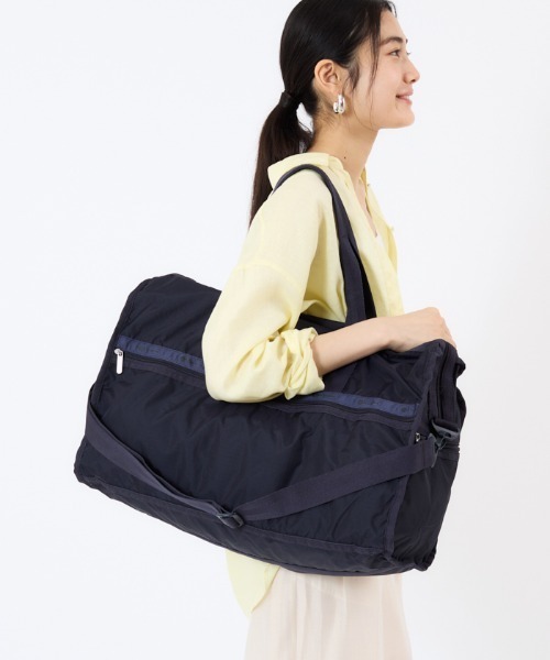 LeSportsac(レスポートサック)の「DELUXE LG WEEKENDER ディープシーブルー(ボストンバッグ・レディース・ブルー・FREE)」の2枚目の写真