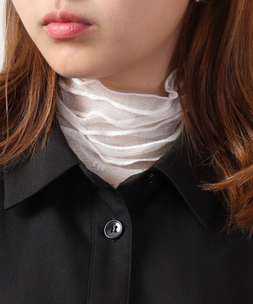 FUNALIVE（ファンアライブ）の「je crois soi 段メロウシルクネック（ネックウォーマー/スヌード・レディース・ホワイト/ブラック・FREE）」の2枚目の写真