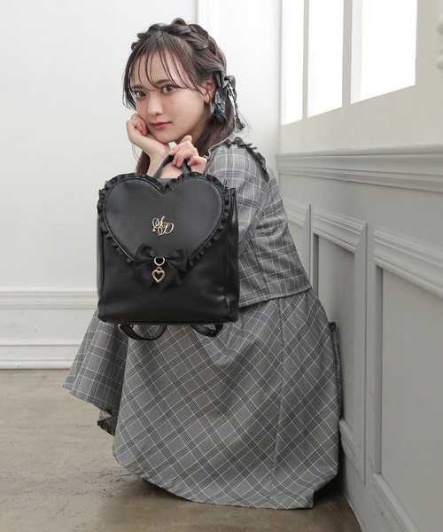 SecretDoor（シークレットドア）の「リュック フリル ハート チャーム