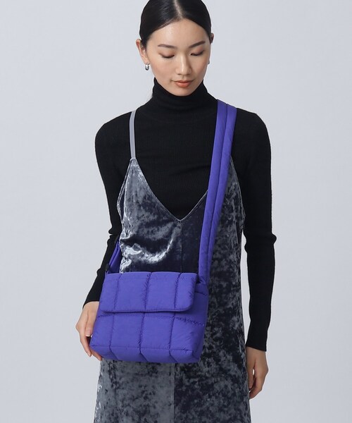 GALLEST（ギャレスト）の「スクエアキルトショルダー（ショルダーバッグ・レディース・ブルー/オフホワイト/ブラック・00）」の3枚目の写真