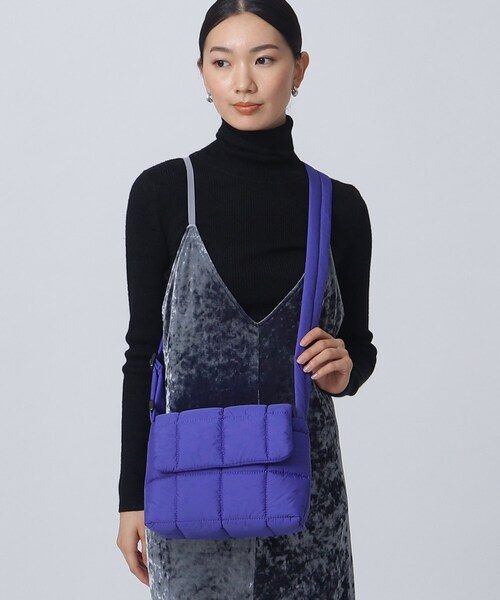 GALLEST（ギャレスト）の「スクエアキルトショルダー（ショルダーバッグ・レディース・ブルー/オフホワイト/ブラック・00）」の18枚目の写真