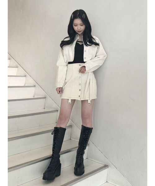 EATME（イートミー）の「フロントボタンデニムスカート（セットアップ可能）（デニムスカート・レディース・アイボリー/ブルー/ブラック・SMALL/MEDIUM）」の11枚目の写真