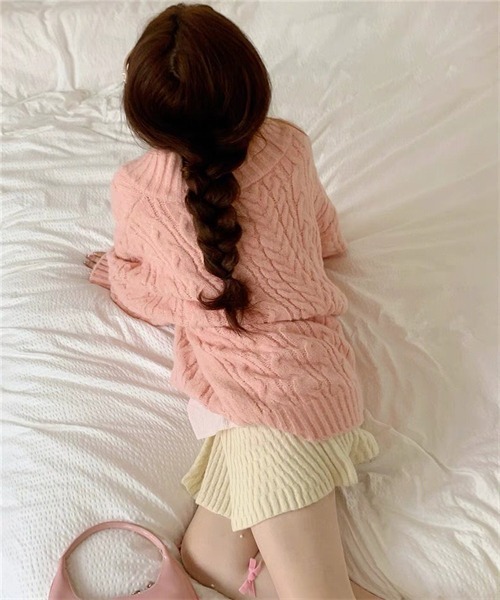 Dream garden(ドリームガーデン)の「ゆったりサイズVネックケーブルチュニックニットプルオーバー(ニット/セーター・レディース・ピンク/ミント/ベージュ/グレー/ブルー・FREE)」の8枚目の写真