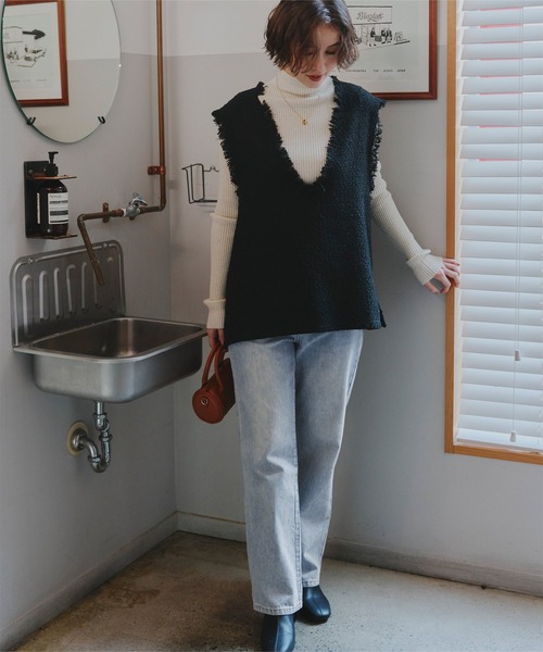 titivate（ティティベイト）の「ハイウエストストレートデニムパンツ（デニムパンツ・レディース・ライトブルー/インディゴブルー・XS/L/TM/S/M）」の3枚目の写真