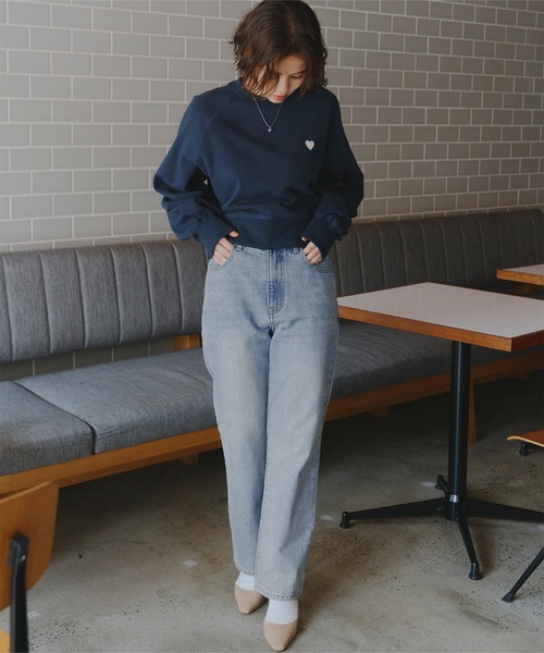 titivate（ティティベイト）の「ハイウエストストレートデニムパンツ（デニムパンツ・レディース・ライトブルー/インディゴブルー・XS/L/TM/S/M）」の6枚目の写真