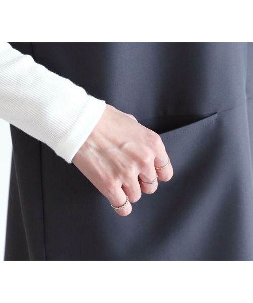 reca（レカ）の「Vネックプルオーバーベスト（スーツベスト・レディース・ブラック/グレー/サンドベージュ/グレイッシュベージュ・M/L）」の13枚目の写真