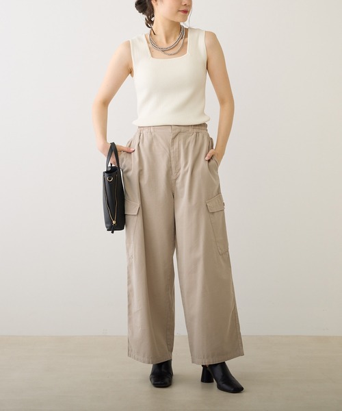 PUAL CE CIN（ピュアルセシン）の「【Du noir】リネンタッチスクエアネックタンクトップ（タンクトップ・レディース・ブラック/グレイッシュベージュ/オフホワイト・FREE）」の8枚目の写真