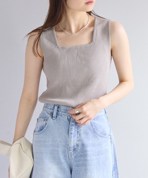 PUAL CE CIN（ピュアルセシン）の「【Du noir】リネンタッチスクエアネックタンクトップ（タンクトップ・レディース・ブラック/グレイッシュベージュ/オフホワイト・FREE）」の9枚目の写真