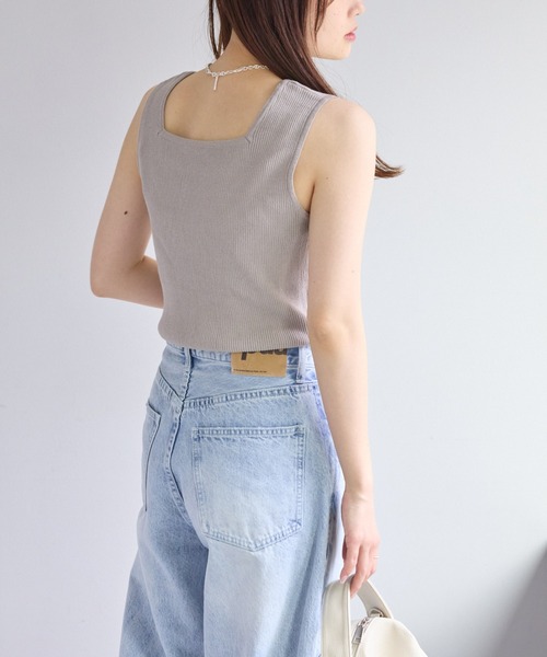 PUAL CE CIN（ピュアルセシン）の「【Du noir】リネンタッチスクエアネックタンクトップ（タンクトップ・レディース・ブラック/グレイッシュベージュ/オフホワイト・FREE）」の11枚目の写真