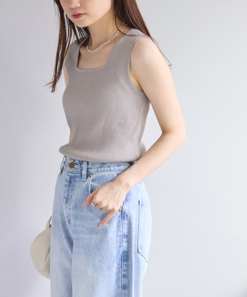 PUAL CE CIN（ピュアルセシン）の「【Du noir】リネンタッチスクエアネックタンクトップ（タンクトップ・レディース・ブラック/グレイッシュベージュ/オフホワイト・FREE）」の10枚目の写真