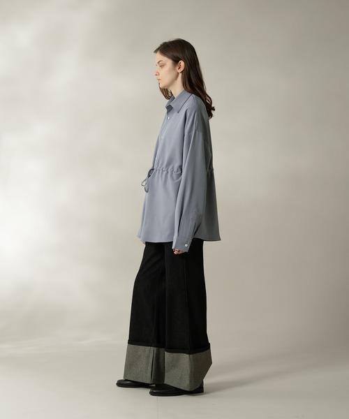 selle glant（セレグランテ）の「WAIST SHIRRING DRAWCORD SHIRT/ウエストシャーリングドローコードシャツ（シャツ/ブラウス・レディース・オフホワイト/ブルー・MEDIUM/LARGE）」の22枚目の写真