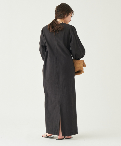 plage(プラージュ)の「Volume sleeve ワンピース(ワンピース・レディース・ブラック/ベージュ・36/38)」の18枚目の写真