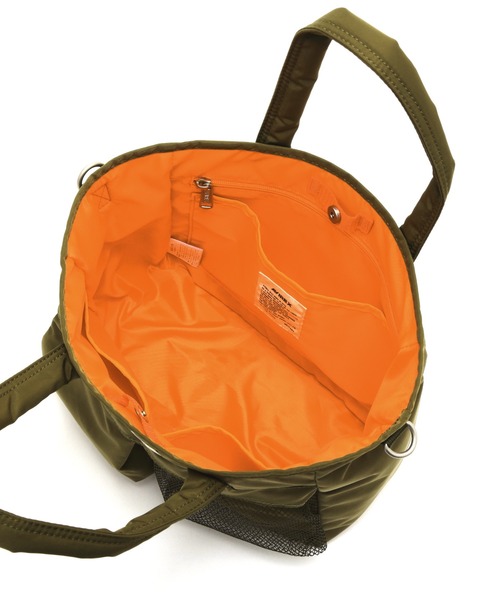 AVIREX(アヴィレックス)の「《直営店限定》HELMET TOTE BAG/ヘルメットトートバッグ(トートバッグ・レディース・アイボリー/ブラック/オリーブ・FREE)」の6枚目の写真