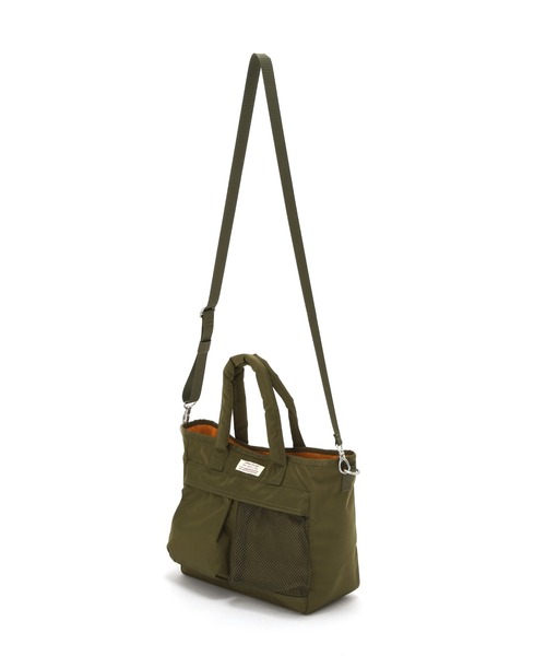 AVIREX(アヴィレックス)の「《直営店限定》HELMET TOTE BAG/ヘルメットトートバッグ(トートバッグ・レディース・アイボリー/ブラック/オリーブ・FREE)」の7枚目の写真