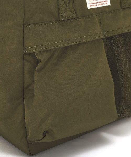 AVIREX(アヴィレックス)の「《直営店限定》HELMET TOTE BAG/ヘルメットトートバッグ(トートバッグ・レディース・アイボリー/ブラック/オリーブ・FREE)」の13枚目の写真