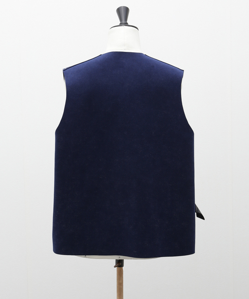 EDIFICE LA BOUCLE（エディフィスラブークル）の「【LA BOUCLE / ラブ―クル】ウルトラスエード ZIP ベスト（ベスト・メンズ・ブラック/ボルドー/ネイビー・FREE）」の19枚目の写真