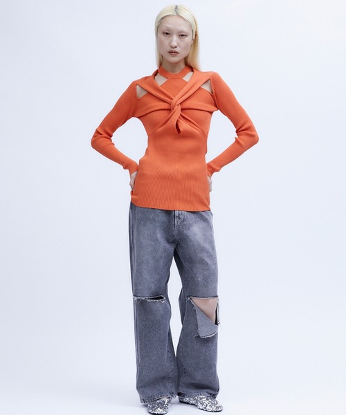 THINGS THAT MATTER(シングス ザット マター)の「KNEE CUTTING DENIM PANTS / ニーカッティングデニムパンツ(デニムパンツ・レディース・ブルー/ブラック・1/2)」の18枚目の写真