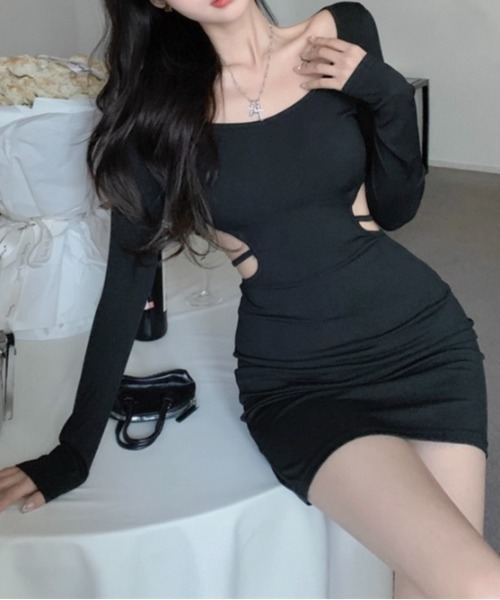 LADY LIKE(レディライク)の「ウエストカット肌見せミニワンピース(ワンピース・レディース・サックスブルー/ブラック・M)」の13枚目の写真