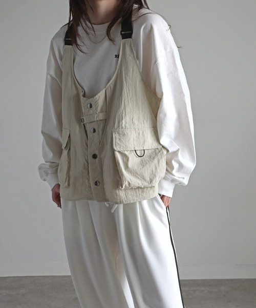 COURO（コウロ）の「HAL×COURO ナイロンフィッシングベスト（ベスト・レディース・アイボリー/ブラック/オリーブ/ブルー/ネイビー/チャコール・FREE）」の7枚目の写真