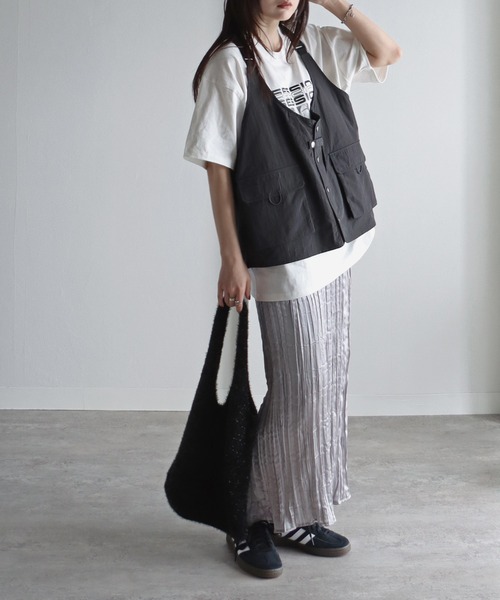 COURO（コウロ）の「HAL×COURO ナイロンフィッシングベスト（ベスト・レディース・アイボリー/ブラック/オリーブ/ブルー/ネイビー/チャコール・FREE）」の18枚目の写真