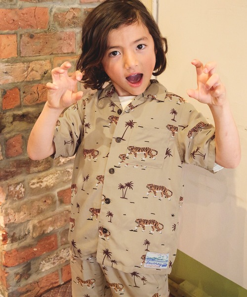 BREEZE（ブリーズ）の「【リンク】リゾートアロハシャツ_セットアップ可_一部WEB限定サイズ（シャツ/ブラウス・キッズ・レインボー/ネイビー/ベージュ/イエロー/オフホワイト/ブルー・110/100/90/80/150/140/130/120）」の3枚目の写真