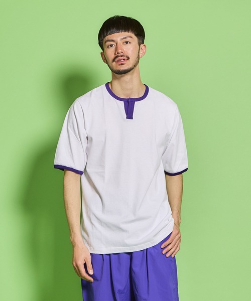 WALLA WALLA SPORT(ワラワラスポーツ)の「H/S SPLIT NECK RINGER TEE / ハーフスリーブ スプリットネック リンガーティー(Tシャツ/カットソー・メンズ・ホワイト×パープル/ホワイト×ネイビー/ホワイト×グレー/ブラック系その他/ホワイト×ブラック/ホワイト×カーキブラウン/ホワイト×グリーン・X-LARGE/XX-LARGE/XXX-LARGE/LARGE/MEDIUM/SMALL)」の8枚目の写真