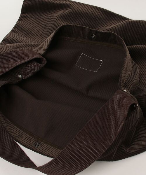 OMNIGOD（オムニゴッド）の「[OMNIGOD womens / オムニゴッド] 8Wコーデュロイグロッサリーショルダーバック（ショルダーバッグ・レディース・ブラウン・FREE）」の15枚目の写真