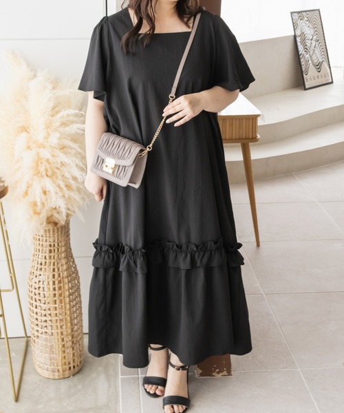 CLETTE(クレット)の「裾フリルAラインワンピース(ワンピース・レディース・ブルー/ブラック/グリーン・LL/3L/4L)」の1枚目の写真