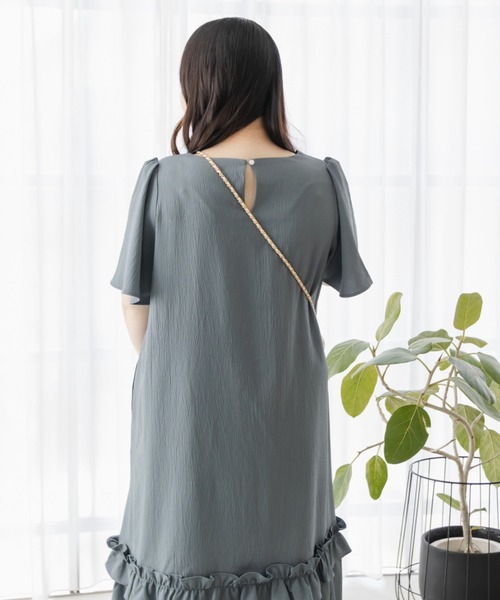 CLETTE(クレット)の「裾フリルAラインワンピース(ワンピース・レディース・ブルー/ブラック/グリーン・LL/3L/4L)」の12枚目の写真