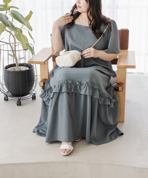CLETTE(クレット)の「裾フリルAラインワンピース(ワンピース・レディース・ブルー/ブラック/グリーン・LL/3L/4L)」の11枚目の写真