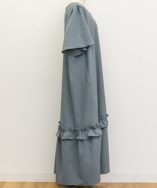 CLETTE(クレット)の「裾フリルAラインワンピース(ワンピース・レディース・ブルー/ブラック/グリーン・LL/3L/4L)」の21枚目の写真