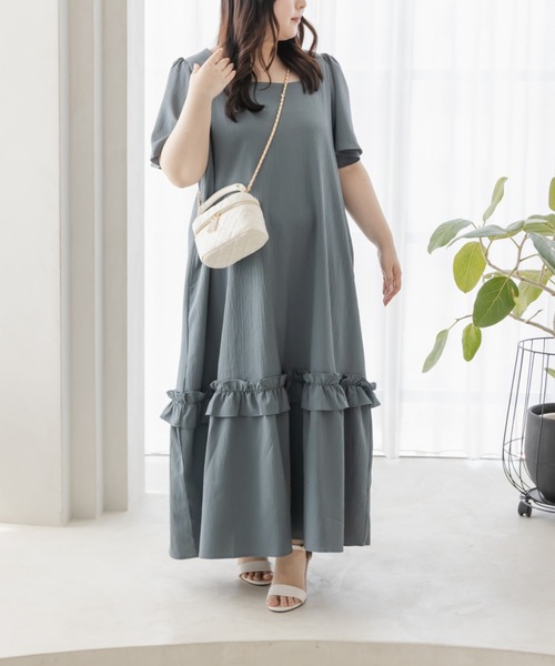 CLETTE(クレット)の「裾フリルAラインワンピース(ワンピース・レディース・ブルー/ブラック/グリーン・LL/3L/4L)」の9枚目の写真
