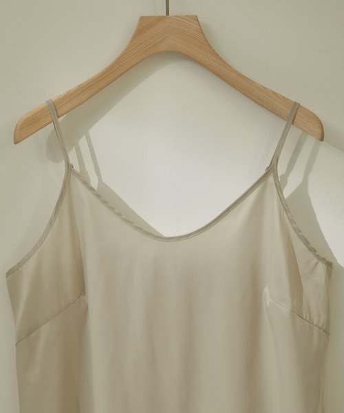 SALON adam et rope'（サロン アダム エ ロペ）の「ペチコートワンピース【着丈調整可能】（その他アンダーウェア/インナー・レディース・ブラック/ベージュ・FREE）」の4枚目の写真