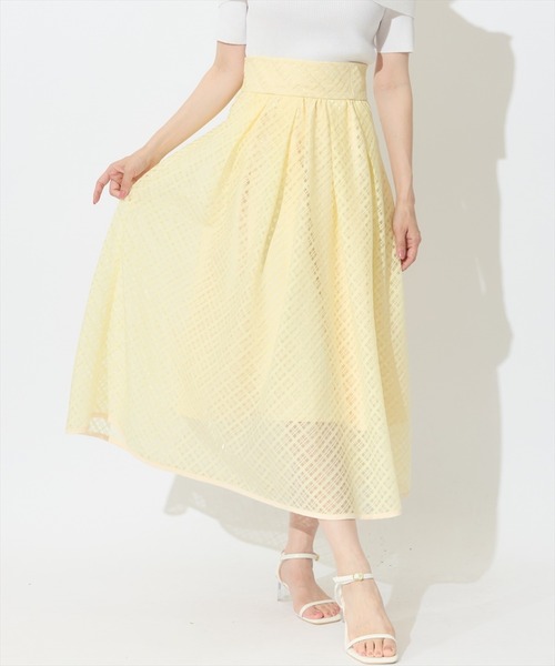 SWINGLE（スウィングル）の「ブライトシアーチェックギャザーフレアスカート（スカート・レディース・イエロー系その他/ブラック系その他/ホワイト系その他・FREE）」の11枚目の写真