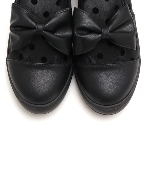 Feee（SHOES）（フィー）の「【軽量】ドット柄のリボン付きスリッポンスニーカー/Feee（スリッポン・レディース・ホワイト/ブラック・22.5cm/24.0cm/23.5cm/23.0cm/24.5cm）」の11枚目の写真