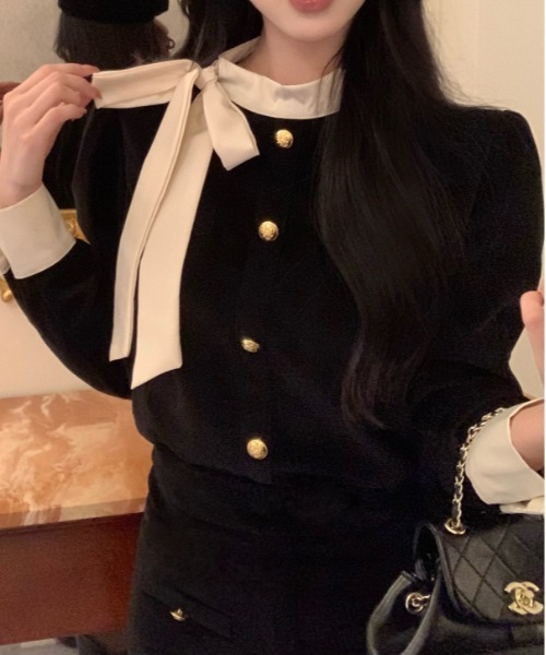 Jasmine Grandiflorum（ジャスミングランディフローラム）の「【Jasmine】フレンチガーリーリボンブラウス+ミニスカートセットアップ（セットアップ・レディース・ブラック・SMALL/MEDIUM）」の7枚目の写真