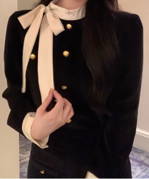 Jasmine Grandiflorum（ジャスミングランディフローラム）の「【Jasmine】フレンチガーリーリボンブラウス+ミニスカートセットアップ（セットアップ・レディース・ブラック・SMALL/MEDIUM）」の11枚目の写真