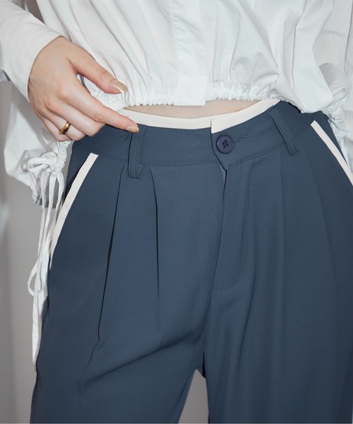 MOCOA'S(モコアズ)の「ラインスラックスパンツ(スラックス・レディース・ブラック/ベージュ/ネイビー・SMALL/MEDIUM/LARGE)」の10枚目の写真