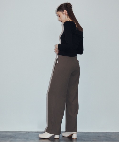 MOCOA'S(モコアズ)の「ラインスラックスパンツ(スラックス・レディース・ブラック/ベージュ/ネイビー・SMALL/MEDIUM/LARGE)」の22枚目の写真