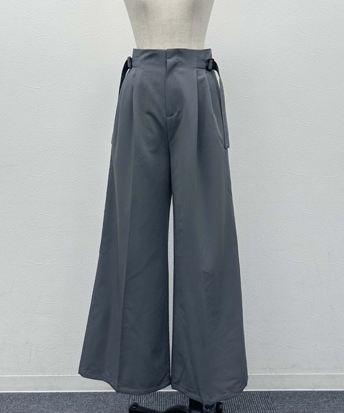 archives（アルシーヴ）の「【選べる！ＳＥＴＵＰシリーズ】サイドベルトワイドパンツ’（その他パンツ・レディース・ブラウン/グレー/ブラック/アイボリー・MEDIUM）」の4枚目の写真