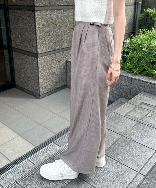 archives（アルシーヴ）の「【選べる！ＳＥＴＵＰシリーズ】サイドベルトワイドパンツ’（その他パンツ・レディース・ブラウン/グレー/ブラック/アイボリー・MEDIUM）」の19枚目の写真